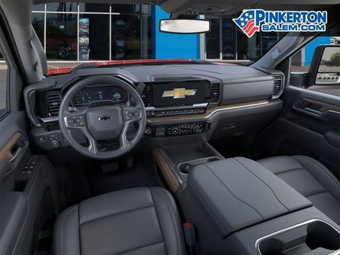 New 2026 Chevrolet Silverado 2500 LT w/ Trail Boss Package AWD/4WD image 15