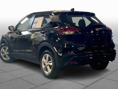 Used 2024 Nissan Kicks S image 11