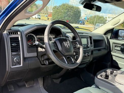 Used 2019 RAM 1500 Express w/ Express Value Package AWD/4WD image 13