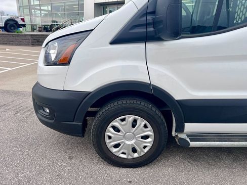 Certified 2025 Ford Transit 250 Low Roof w/ Exterior Upgrade Package RWD image 24