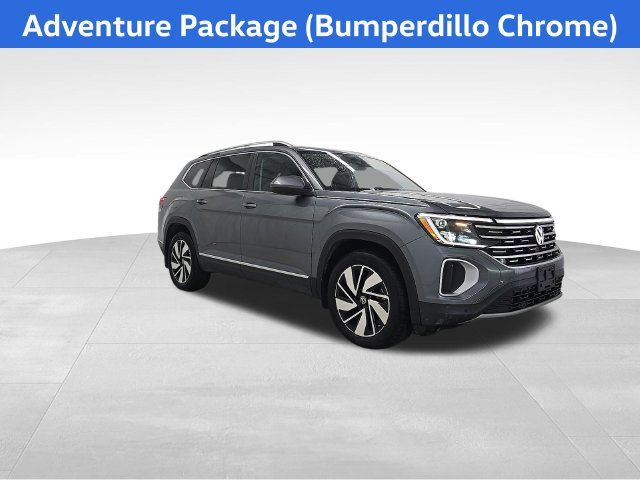 Used 2024 Volkswagen Atlas SEL AWD/4WD image 2