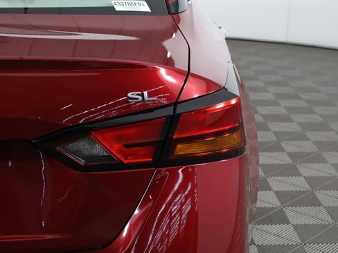 Used 2024 Nissan Altima 2.5 SL image 17