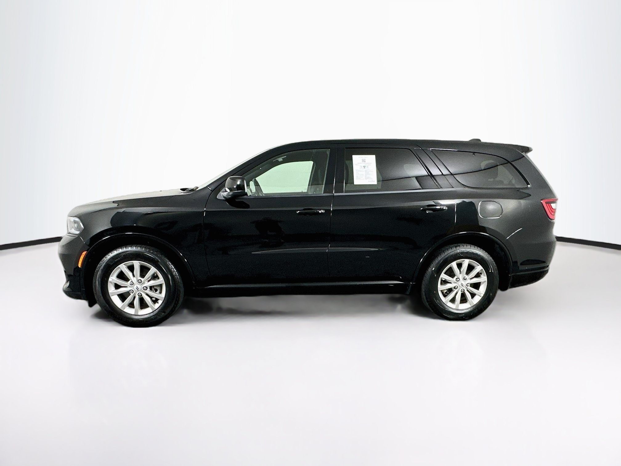 Used 2025 Dodge Durango GT RWD image 4