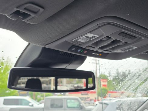 New 2025 GMC Sierra 3500 SLT w/ SLT Premium Package image 28