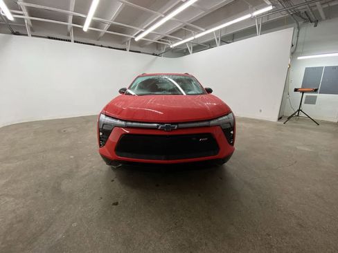 Used 2024 Chevrolet Blazer EV RS image 9