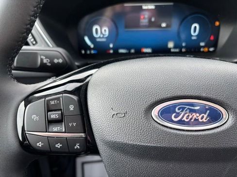 Used 2025 Ford Escape Platinum AWD/4WD image 26