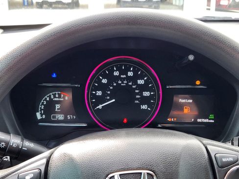 Used 2021 Honda HR-V EX image 17