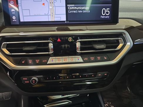 Used 2024 BMW X3 M40i w/ Premium Package image 25