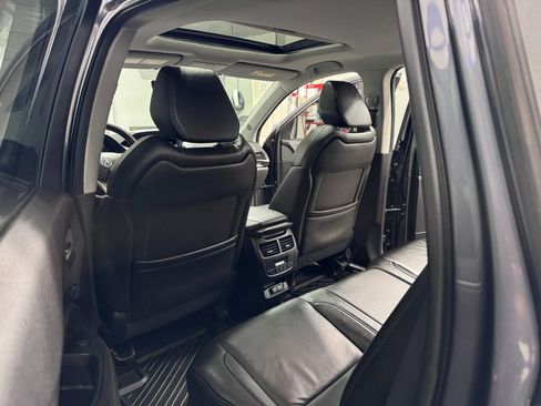 Used 2017 Acura MDX SH-AWD w/ Technology Package image 19
