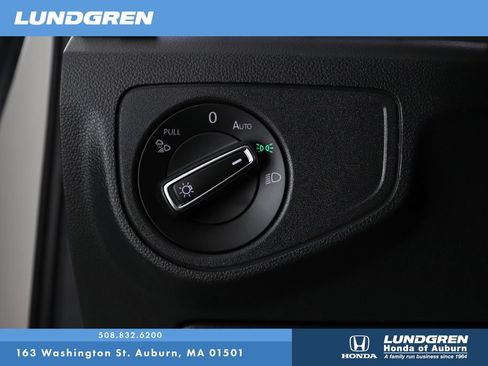 Used 2021 Volkswagen Atlas SEL AWD/4WD image 30