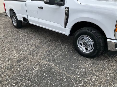 New 2025 Ford F250 XL w/ XL Chrome Package image 15