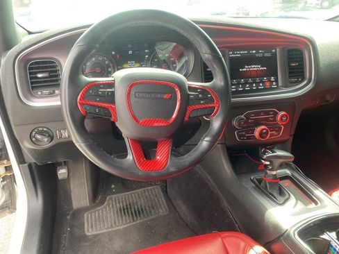Used 2018 Dodge Charger SXT Plus w/ Blacktop Package image 10