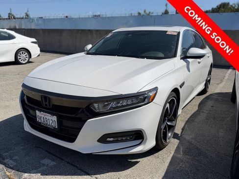 Used 2020 Honda Accord Sport image 2