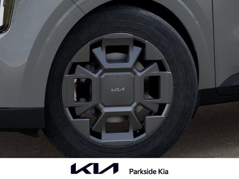 New 2026 Kia Carnival EX FWD image 9