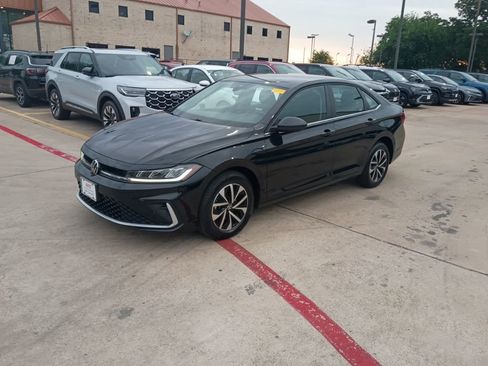 Used 2025 Volkswagen Jetta S FWD image 1