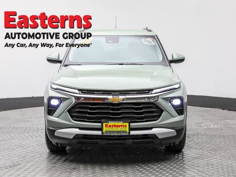 Used 2026 Chevrolet TrailBlazer LT w/ Driver Confidence Package image 2