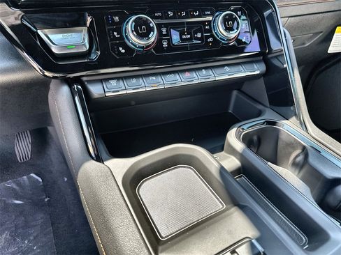 New 2026 GMC Sierra 2500 AT4 w/ AT4 Premium Plus Package image 27