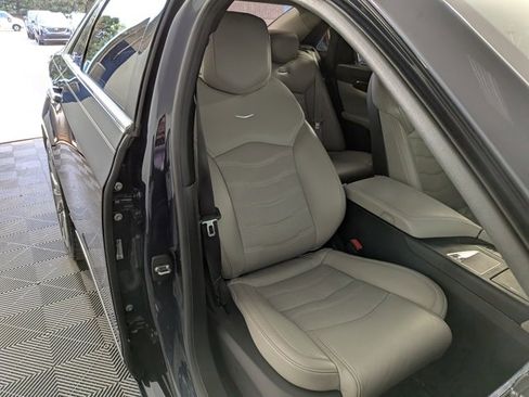 Used 2018 Cadillac CT6 Luxury image 32