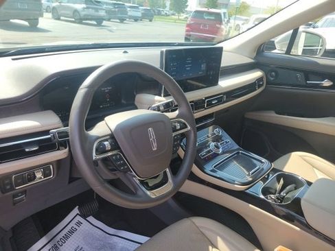 Certified 2022 Lincoln Nautilus Reserve w/ Luxury Package AWD/4WD image 29