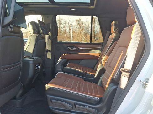 Used 2024 GMC Yukon Denali Ultimate image 26