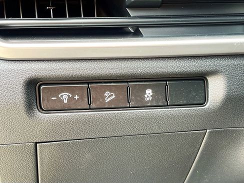 Used 2024 Kia Telluride S w/ S Sunroof Package FWD image 10