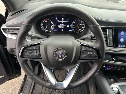 Used 2022 Buick Enclave Premium image 24