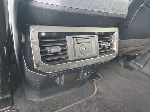 Used 2023 Ford F250 Platinum AWD/4WD image 19