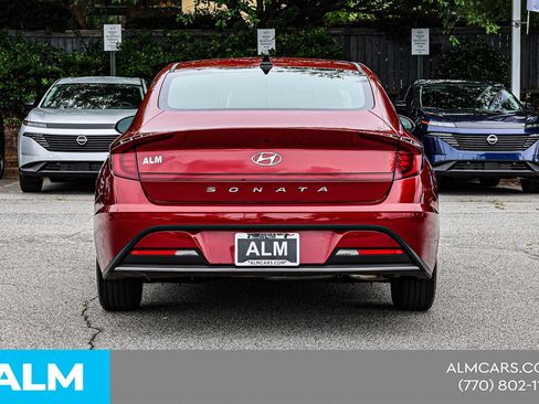 Used 2023 Hyundai Sonata SE w/ Preferred Accessory Package FWD image 13