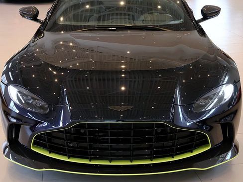 Used 2023 Aston Martin V12 Vantage RWD image 56