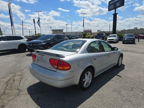 Used 2004 Oldsmobile Alero GL FWD image 4