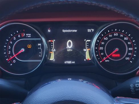 Used 2021 Jeep Wrangler Unlimited Rubicon image 14