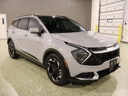 Used 2024 Kia Sportage SX image 1