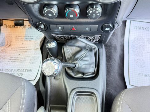 Used 2014 Jeep Wrangler Sahara w/ Connectivity Group image 50