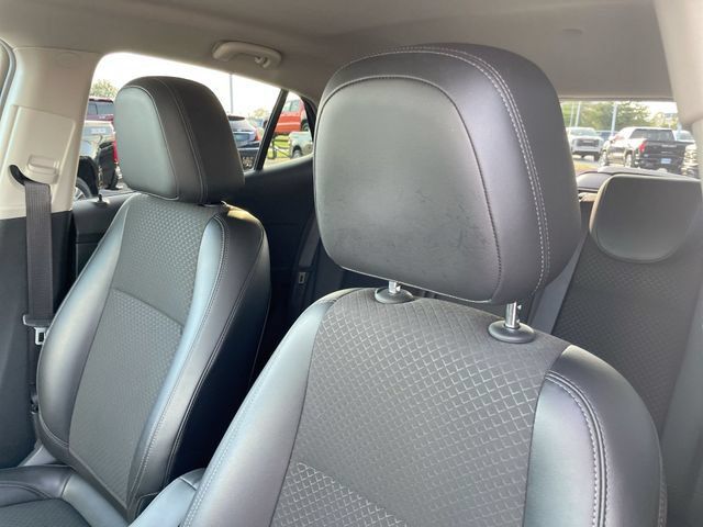 Certified 2018 Buick Encore Preferred FWD image 13