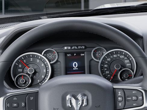 New 2026 RAM 2500 Big Horn AWD/4WD image 17