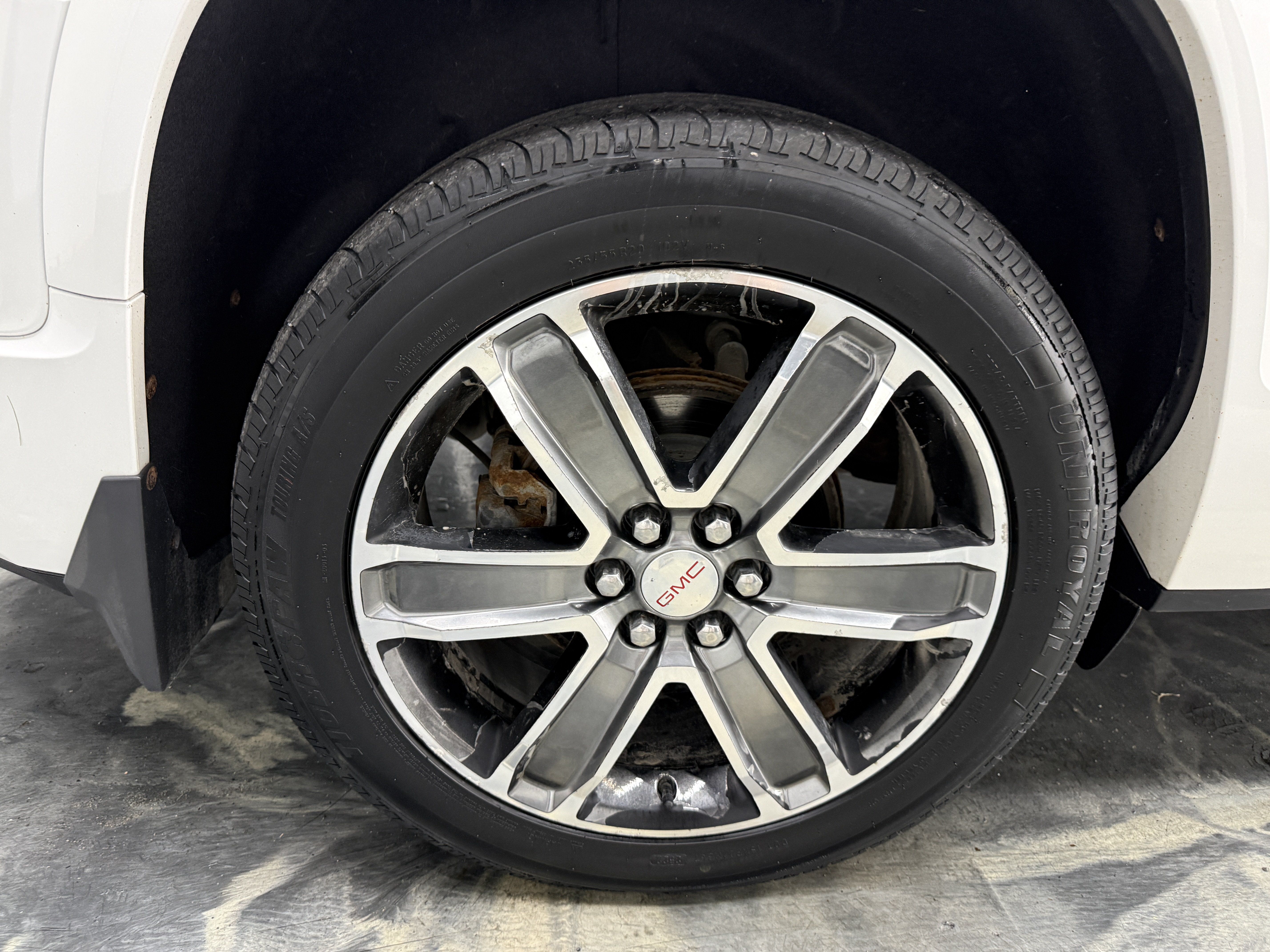 Used 2018 GMC Acadia Denali AWD/4WD image 31
