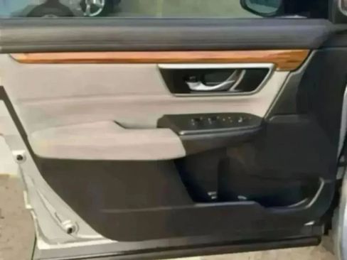 Used 2017 Honda CR-V EX image 16