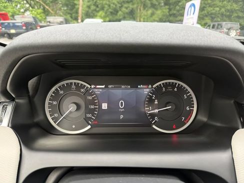Used 2022 Land Rover Discovery Sport S R-Dynamic AWD/4WD image 19
