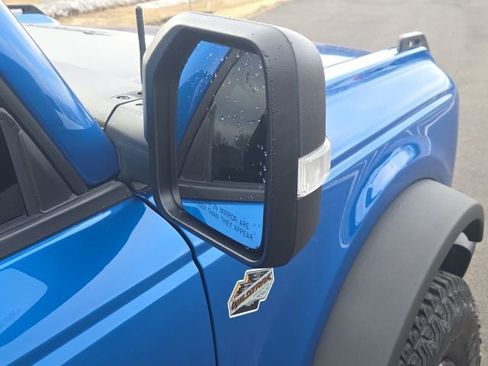 Used 2022 Ford Bronco Wildtrak image 5