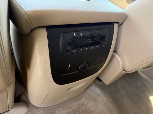 Used 2013 Chevrolet Suburban LT w/ All-Star Edition RWD image 21