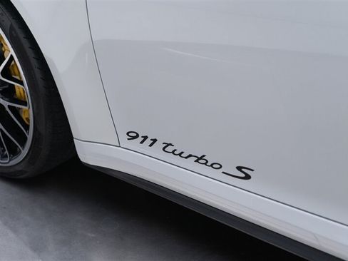 Used 2015 Porsche 911 Turbo S AWD/4WD image 33
