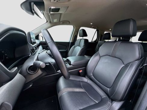 Used 2025 Honda Pilot EX-L image 12