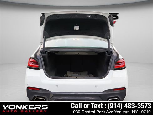 Used 2022 BMW 540i xDrive w/ M Sport Package image 44