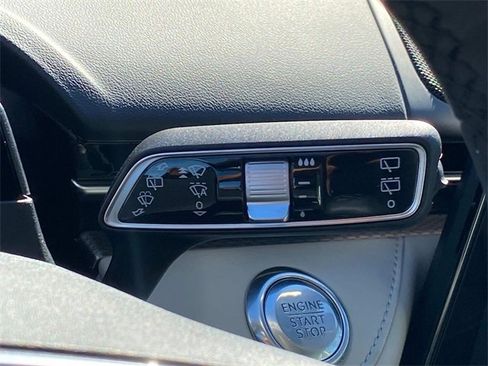 New 2026 Lincoln Nautilus Premier image 19