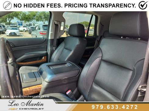 Used 2018 Chevrolet Tahoe Premier w/ RST 6.2L Performance Edition AWD/4WD image 17