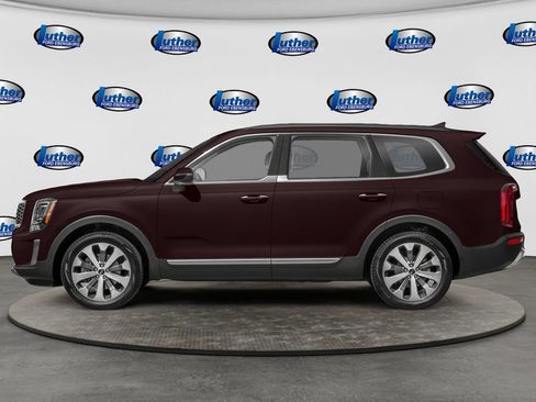 Used 2020 Kia Telluride S AWD/4WD image 3