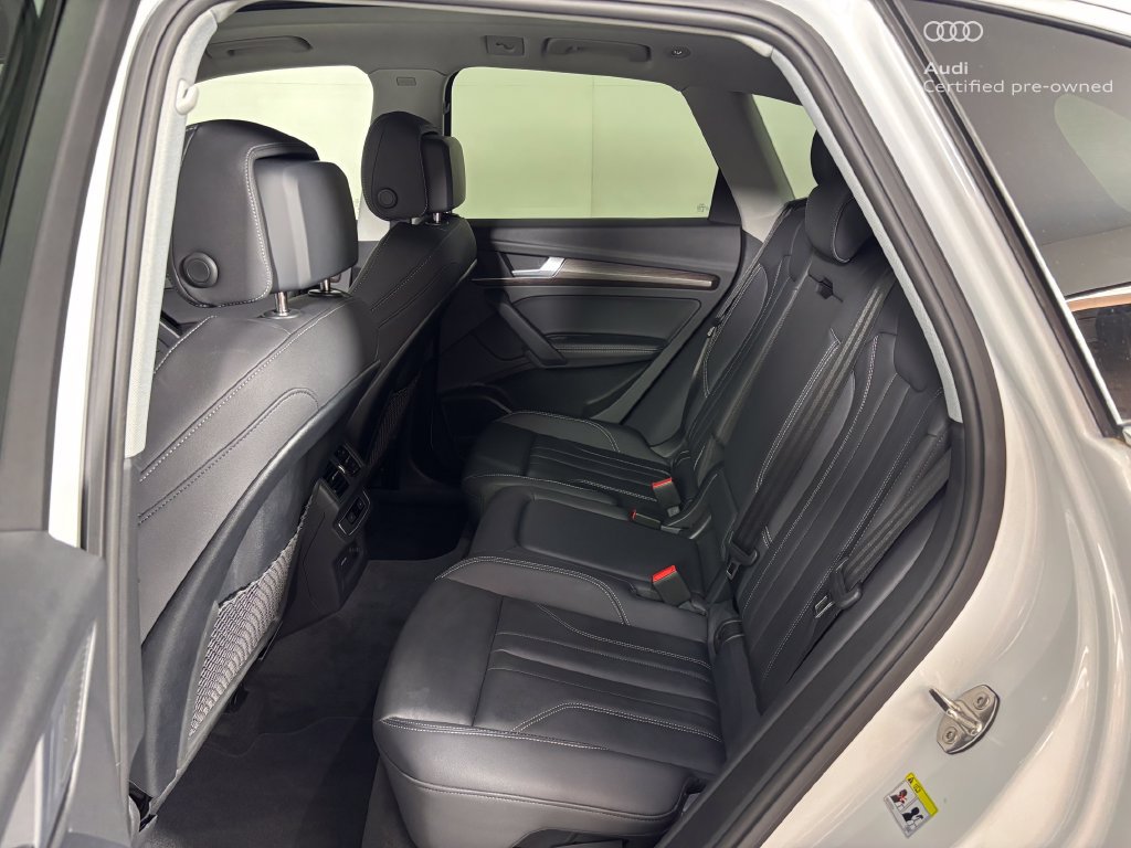 Certified 2025 Audi Q5 2.0T Premium Plus w/ Premium Plus Package AWD/4WD image 30