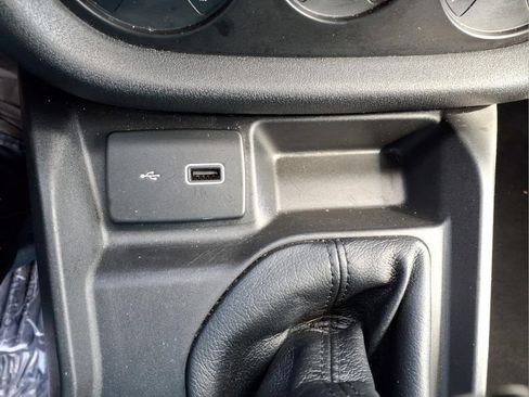 Used 2022 RAM ProMaster City Tradesman FWD image 9