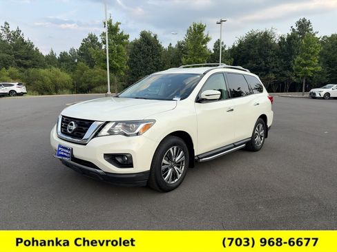 Used 2020 Nissan Pathfinder SV w/ Cargo Package AWD/4WD image 3