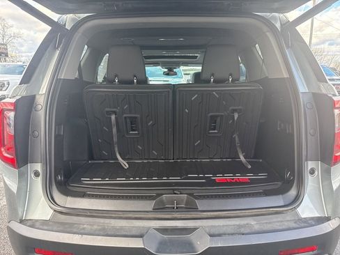 Used 2023 GMC Acadia AT4 w/ Technology Package image 17